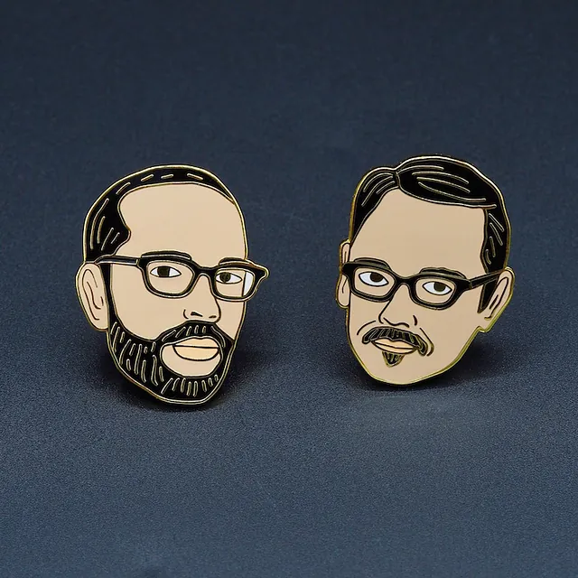 Viktor & Rolf-Pins-warm-geëmailleerde-in-goud-verguldsel-Pin's Passion