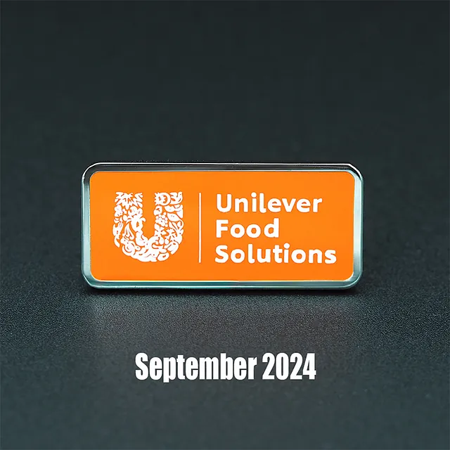 Pins Unilever Food Solutions, logo Speld in rechthoekige vorm, wit logo oranje achtergrond